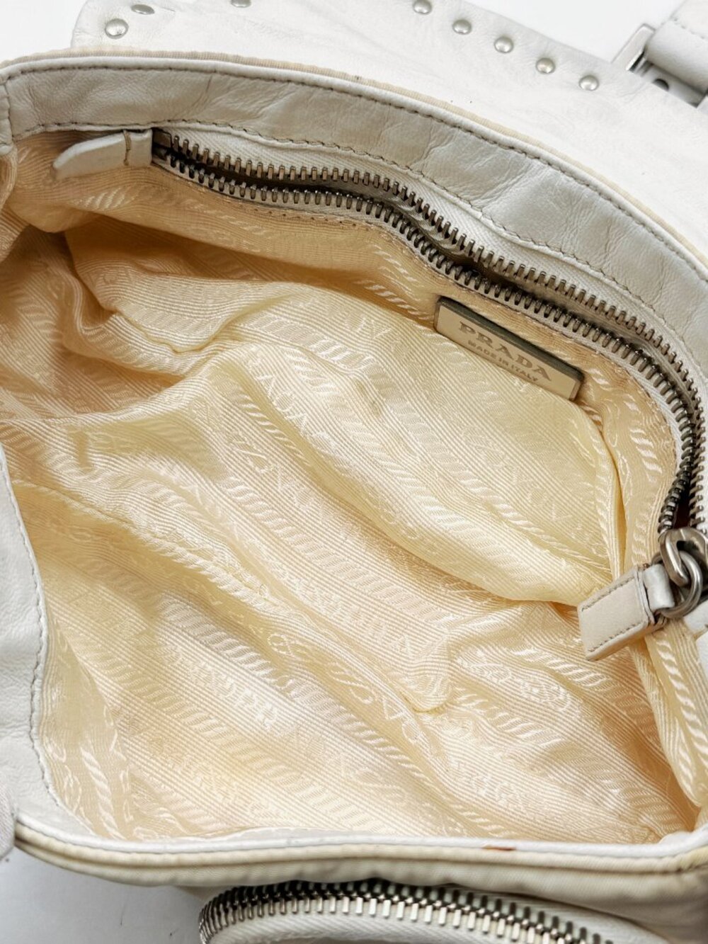 Prada White Leather Studded Chain Shoulder Bag Vintage Y2K Buckle Flap - Picture 10 of 12